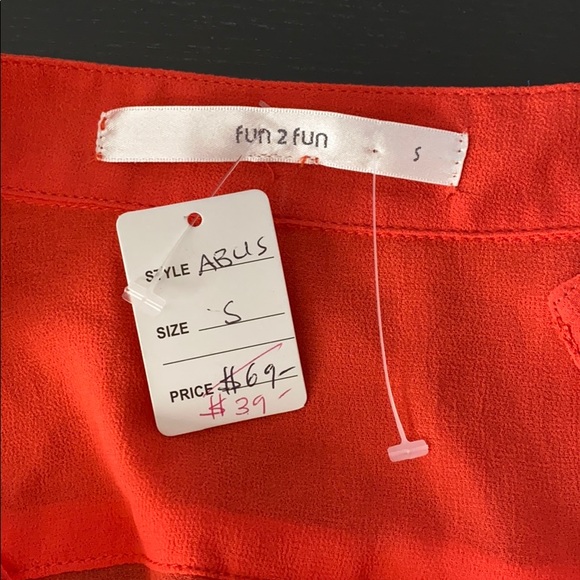 Sheer Coral Top - Picture 7 of 7